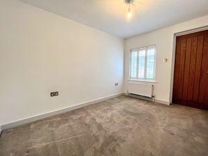 Photo 6- click for photo gallery